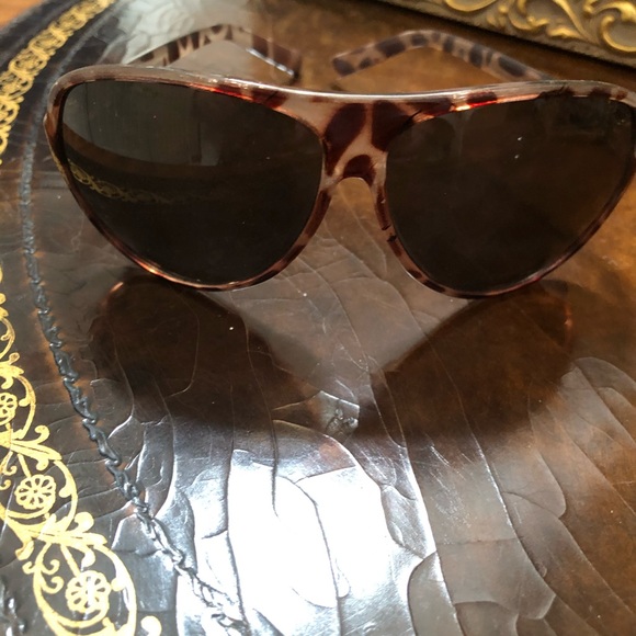 Leopard Aviator Sunglasses - Picture 4 of 4